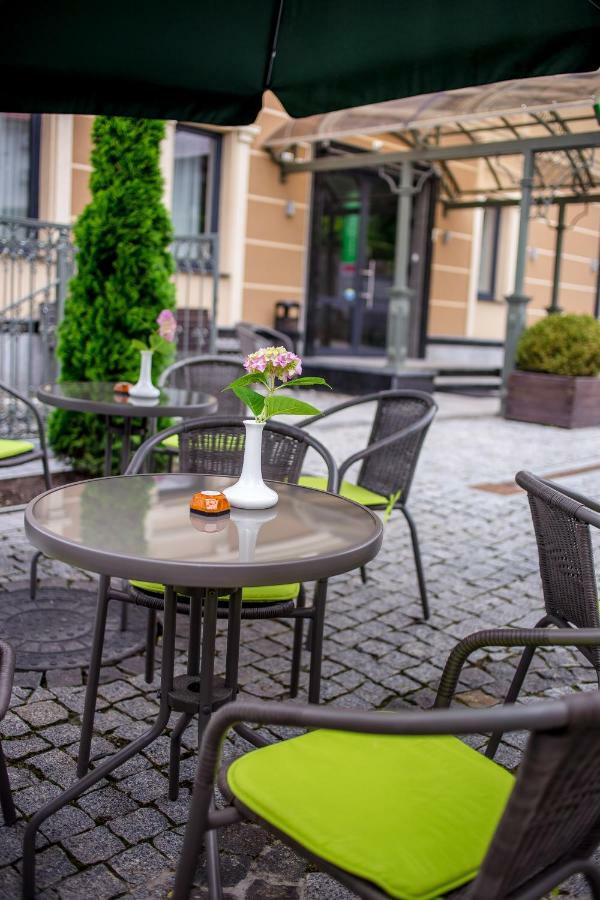 Green Park Hotel & Spa Truskaveț Exterior foto
